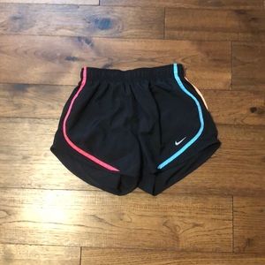 Running shorts